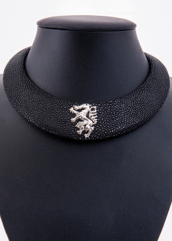 Rochenleder Collier mit steirischem Panther